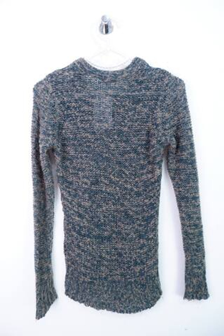 Свитер Oodji стильный и уютный, маркировка 36, визуально на 42 размер