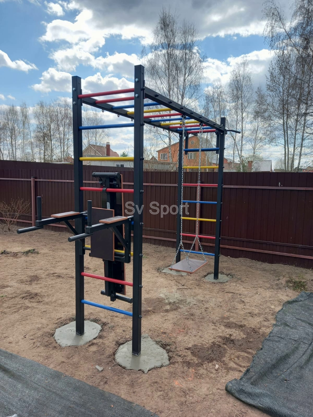 Монтаж уличной шведской стенки Sv Sport Рукоход (4 вертикальных столба)