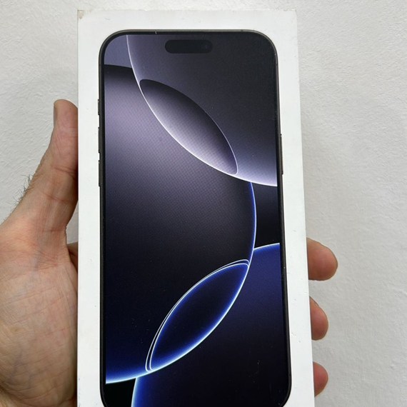 Apple iPhone 16 Pro Max 1Т Black Titanium (НОВЫЙ)