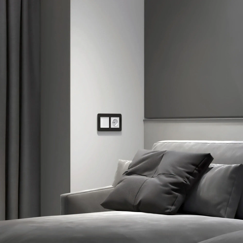 Сенсорный выключатель одноклавишный с подсветкой белый W4512001