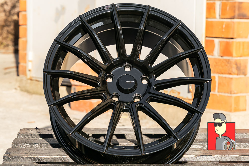 Комплект дисков Shogun S15 17x8 et35 5x108
