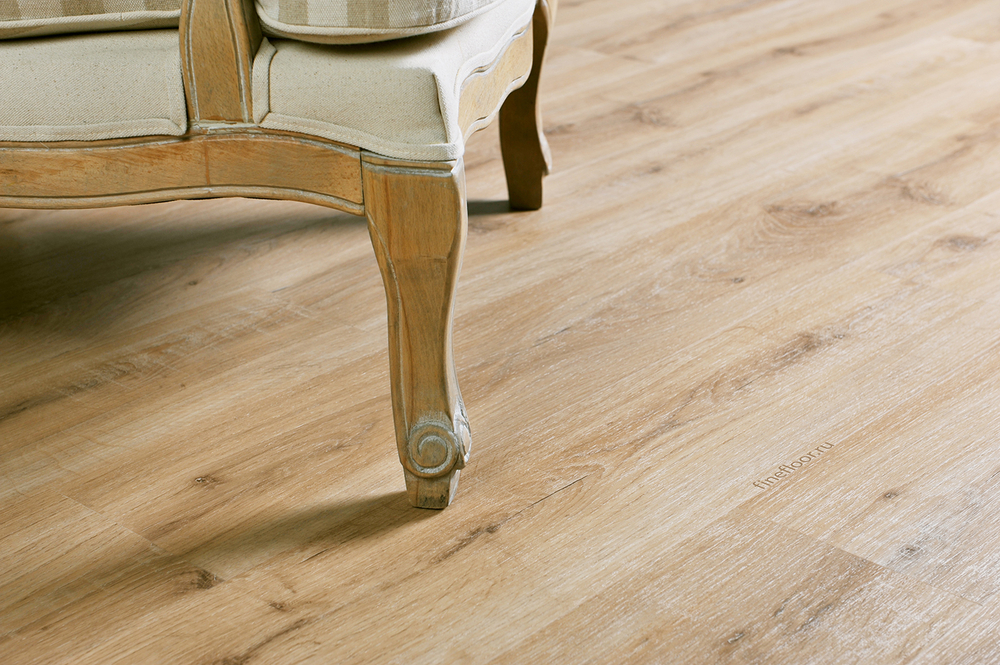 Fine Floor серия 1300 Light 34 класс замок (уп.2,25м2) Дуб Меранти FF-1321