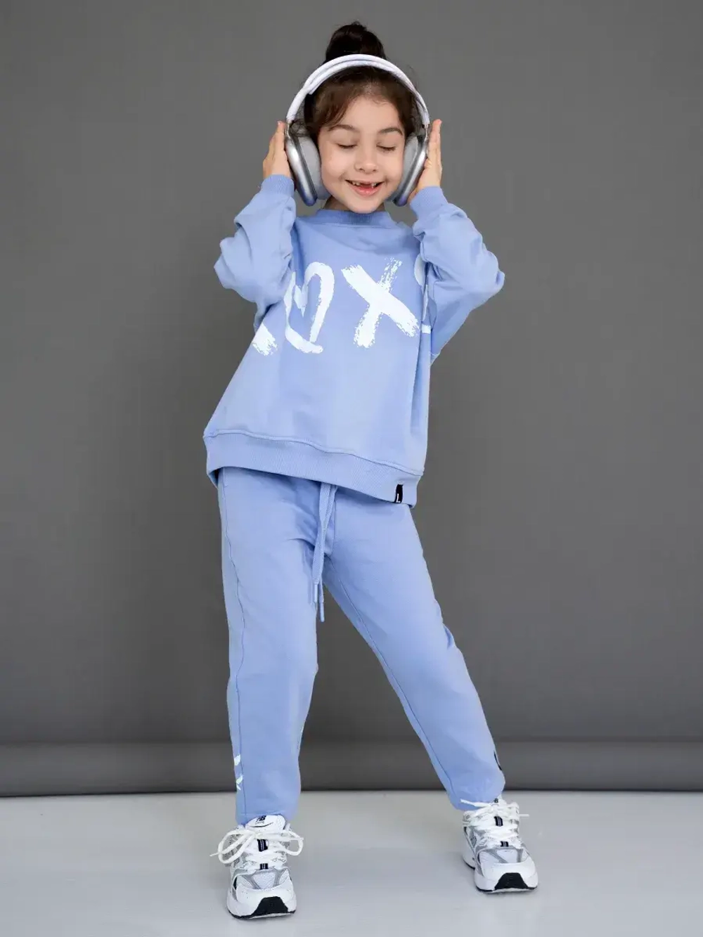 Спортивный костюм для девочки в школу