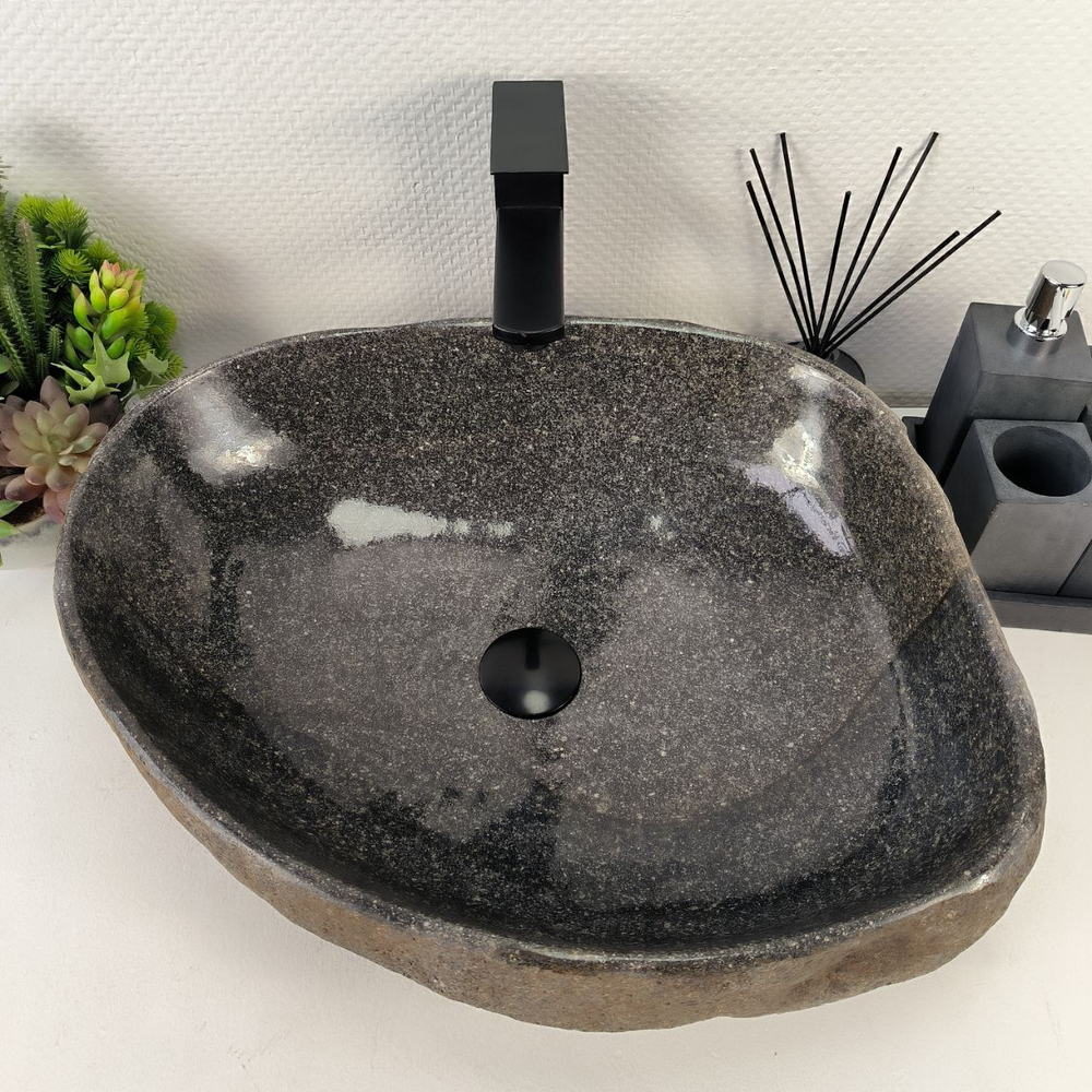 Раковина из речного камня RS-64923 53*45*15 0862