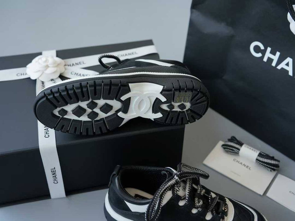 Кроссовки Chanel