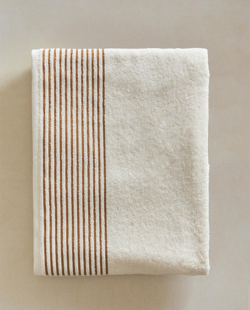 Zara Home - Банное полотенце с бордовым поясом, белый, 30х50 см