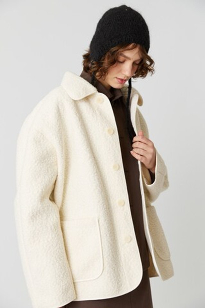 Чепчик из мохера черного цвета