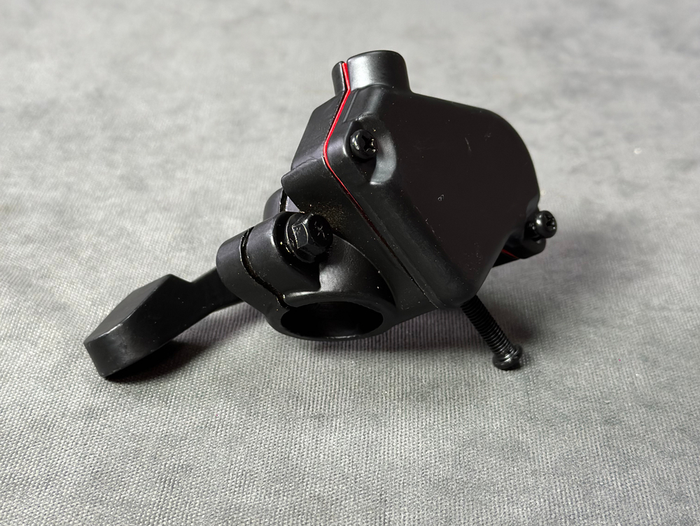 Рычаг газа китайского квадроцикла 200сс