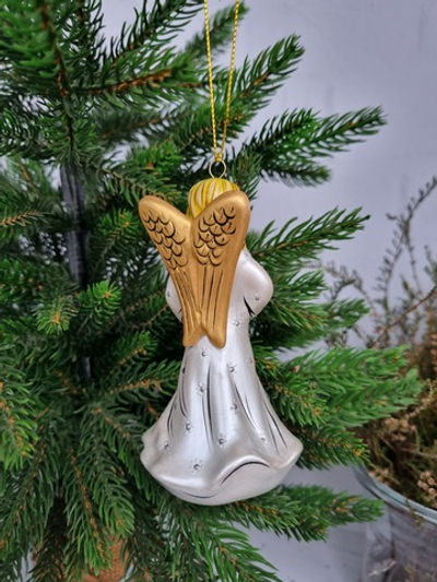 Ангел с колокольчиком ёлочная игрушка из фарфора
