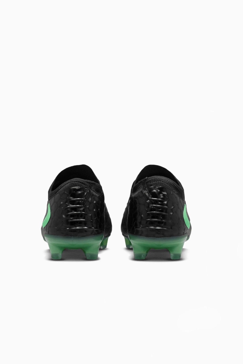 Бутсы Nike Phantom 6 Low Elite FG - черный
