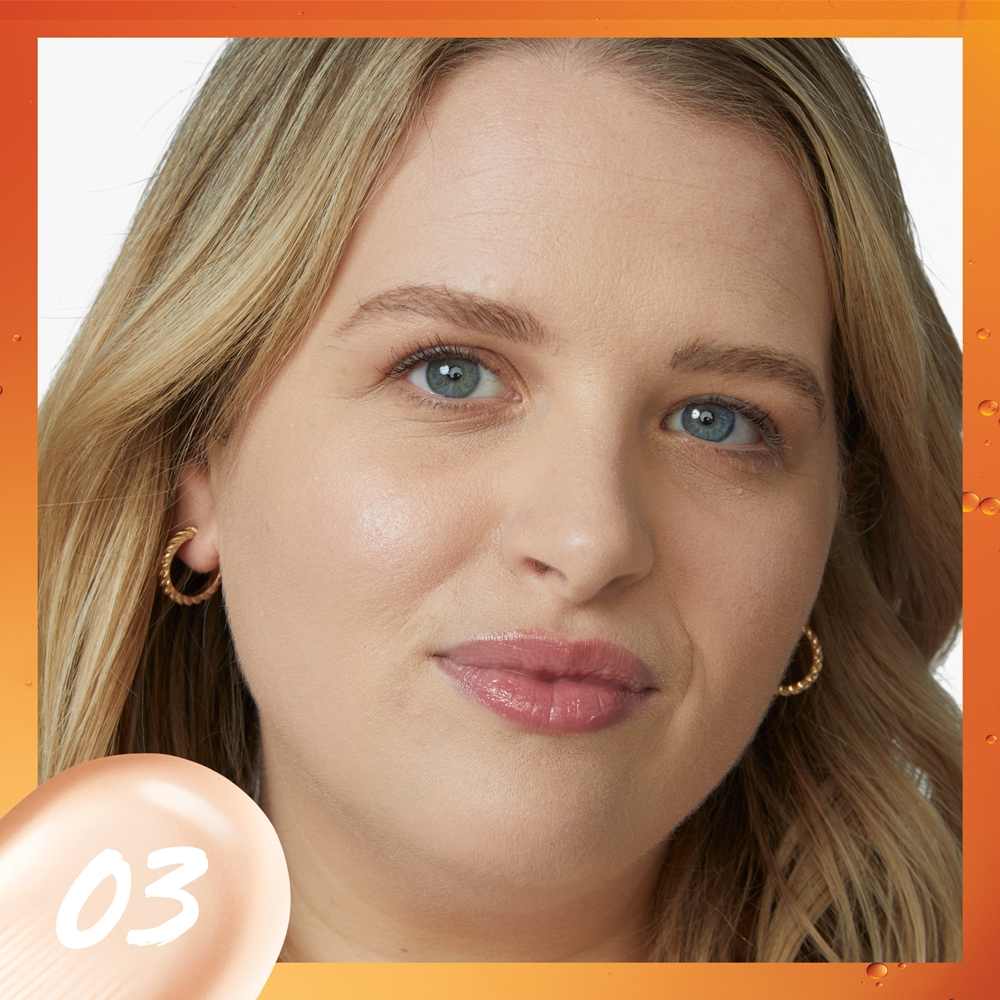 MAYBELLINE NEW YORK SuperStay Vitamin C Skin Tint - Сыворотка для выравнивания тона кожи оттенок 03, 30 ml