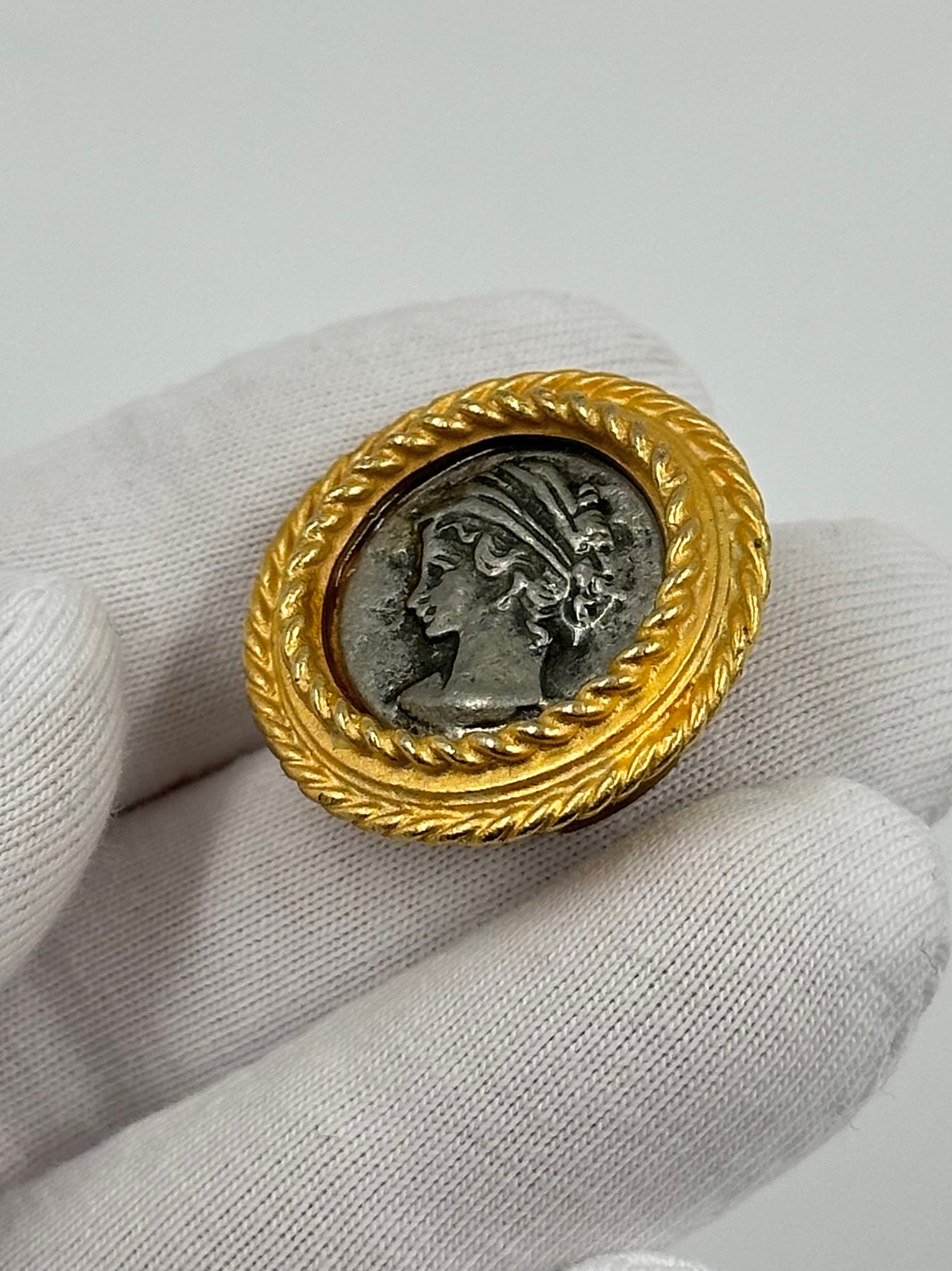 Накладка на пуговицу