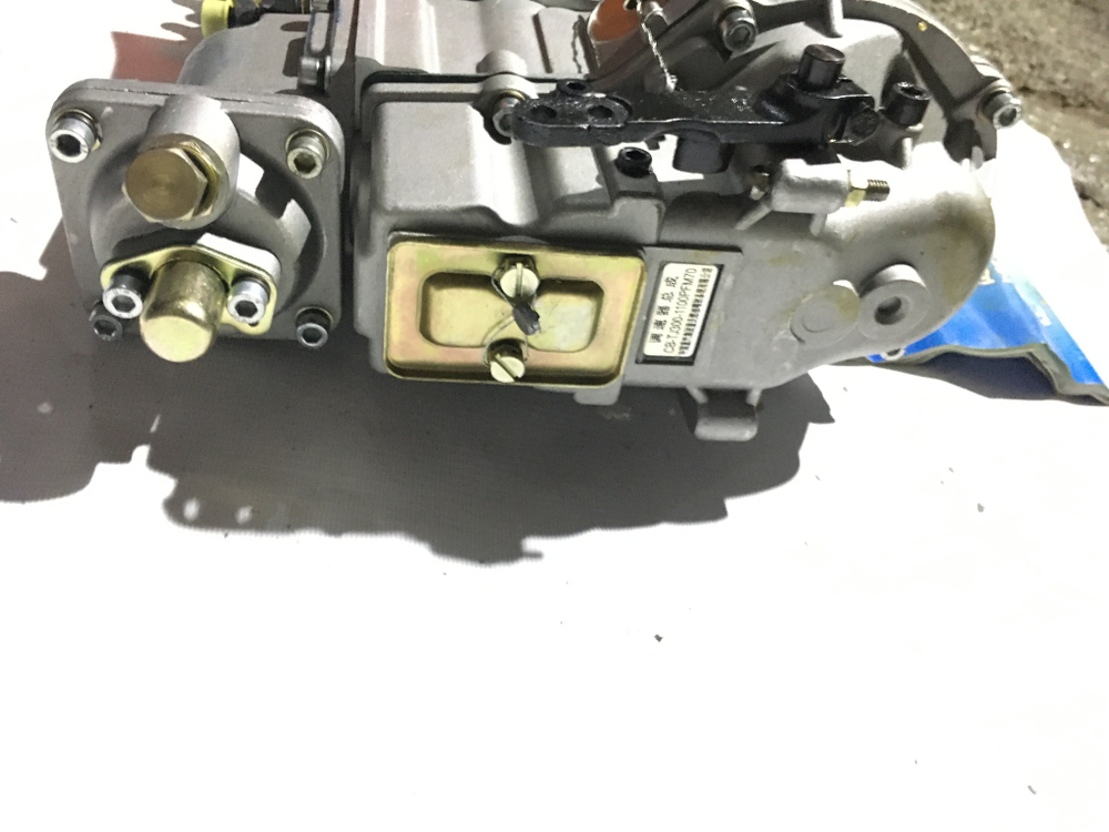 Насос топливный (ТНВД) VG1560080302