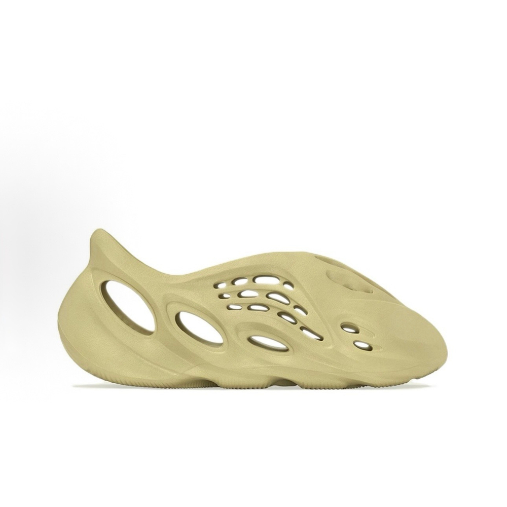 Adidas Yeezy Foam Runner Sulfur