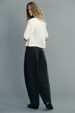 ZARA РУБАШКА С КРУГЛЫМ ВОРОТНИКОМ И ВЫШИВКОЙ, БЕЛЫЙ