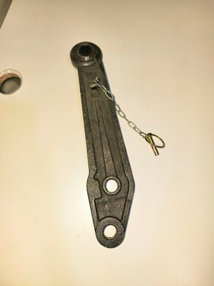 80-4605040 Тяга МТЗ навески правая (короткая), (А)