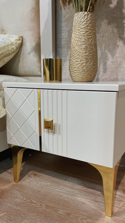 Коллекция "Лаура" 3-х дверная