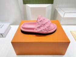 Louis Vuitton Pool Pillow Comfort Mule