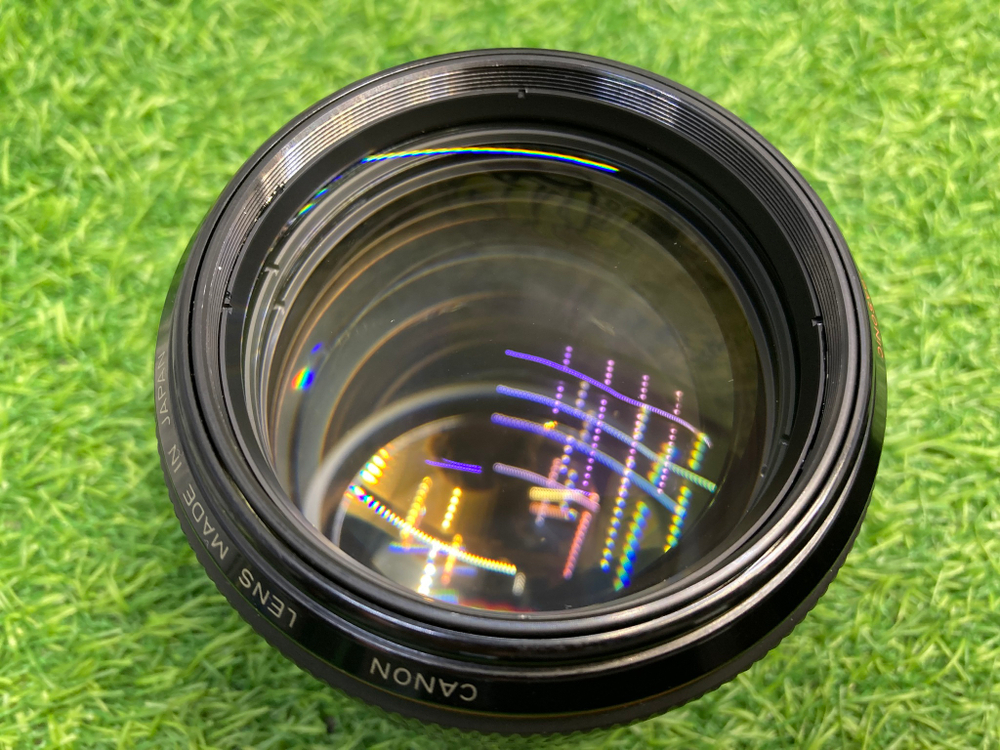 Canon EF 85mm 1.2L USM