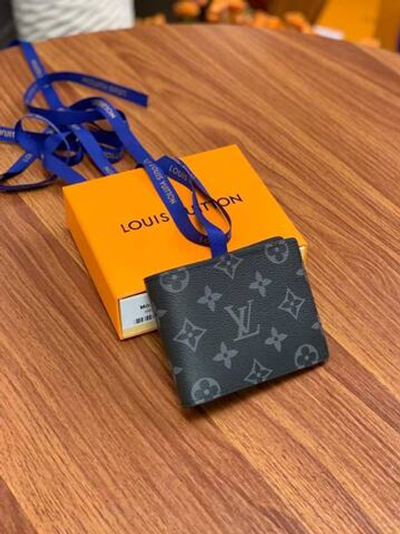 Бумажник Louis Vuitton