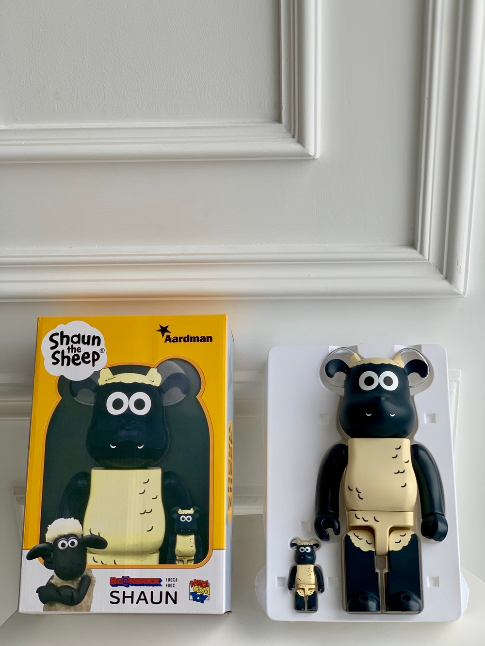 Bearbrick Shaun The Sheep 400% + 100%