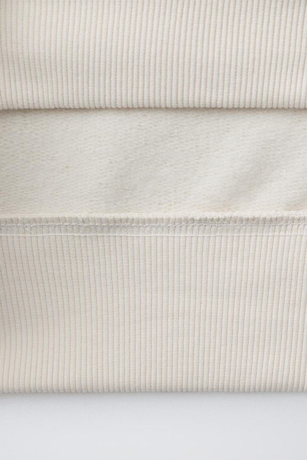 ZARA ХУДИ КАПИБАРА CAPYFUN ©, ЭКРЮ