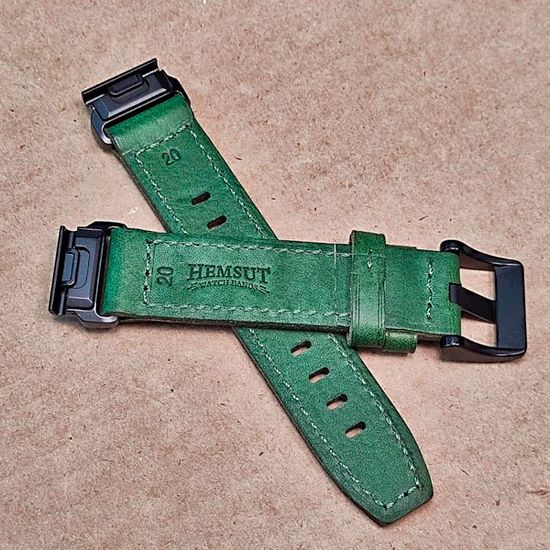 Ремешок натуральная кожа 20 мм для Garmin Fenix 7S, Fenix 6S, Fenix 5S, Instinct 2S, Epix Pro Gen 2 (42 mm) быстросъемный QuickFit (Зеленый)