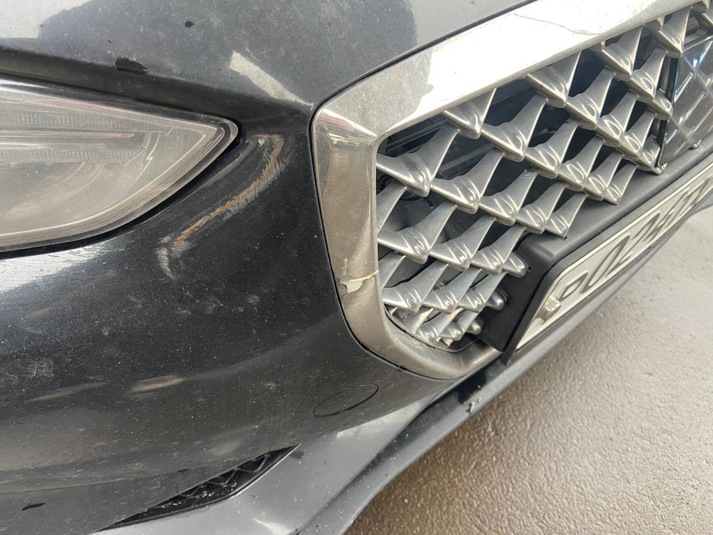 Genesis G70 Base 2.2 e-VGT AT 4WD