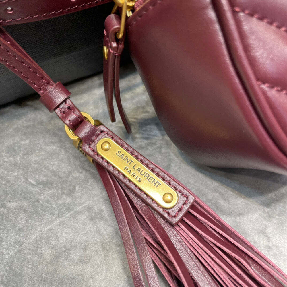 Yves Saint Laurent Lou Camera Belt