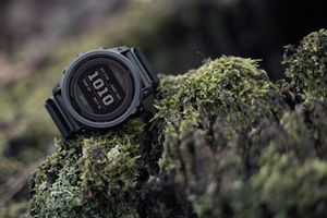 Умные часы Garmin Tactix
