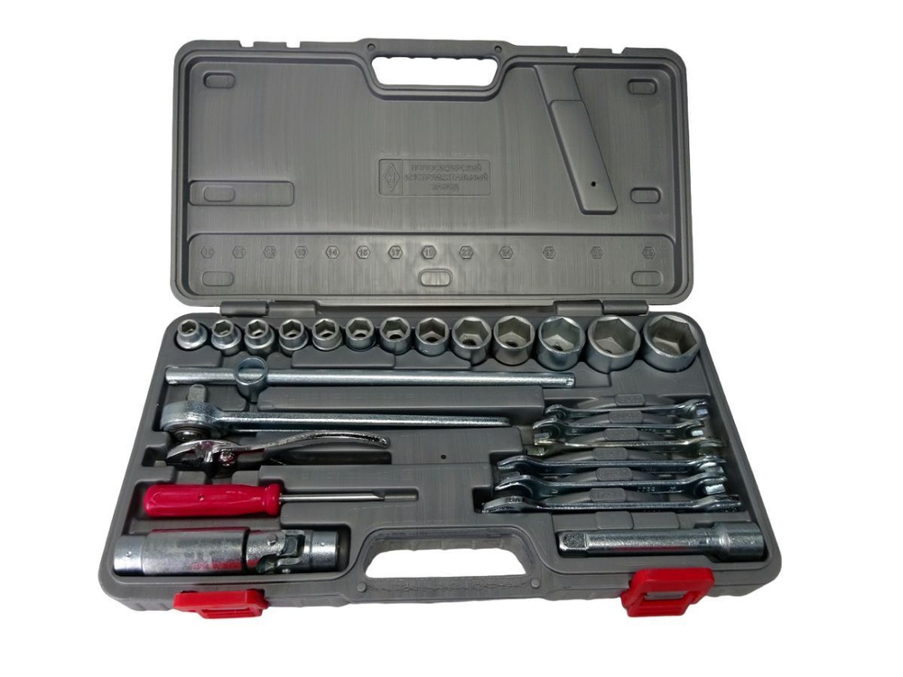 Набор "Автомобилист" 26 предметов, пласт. футляр "НИЗ"