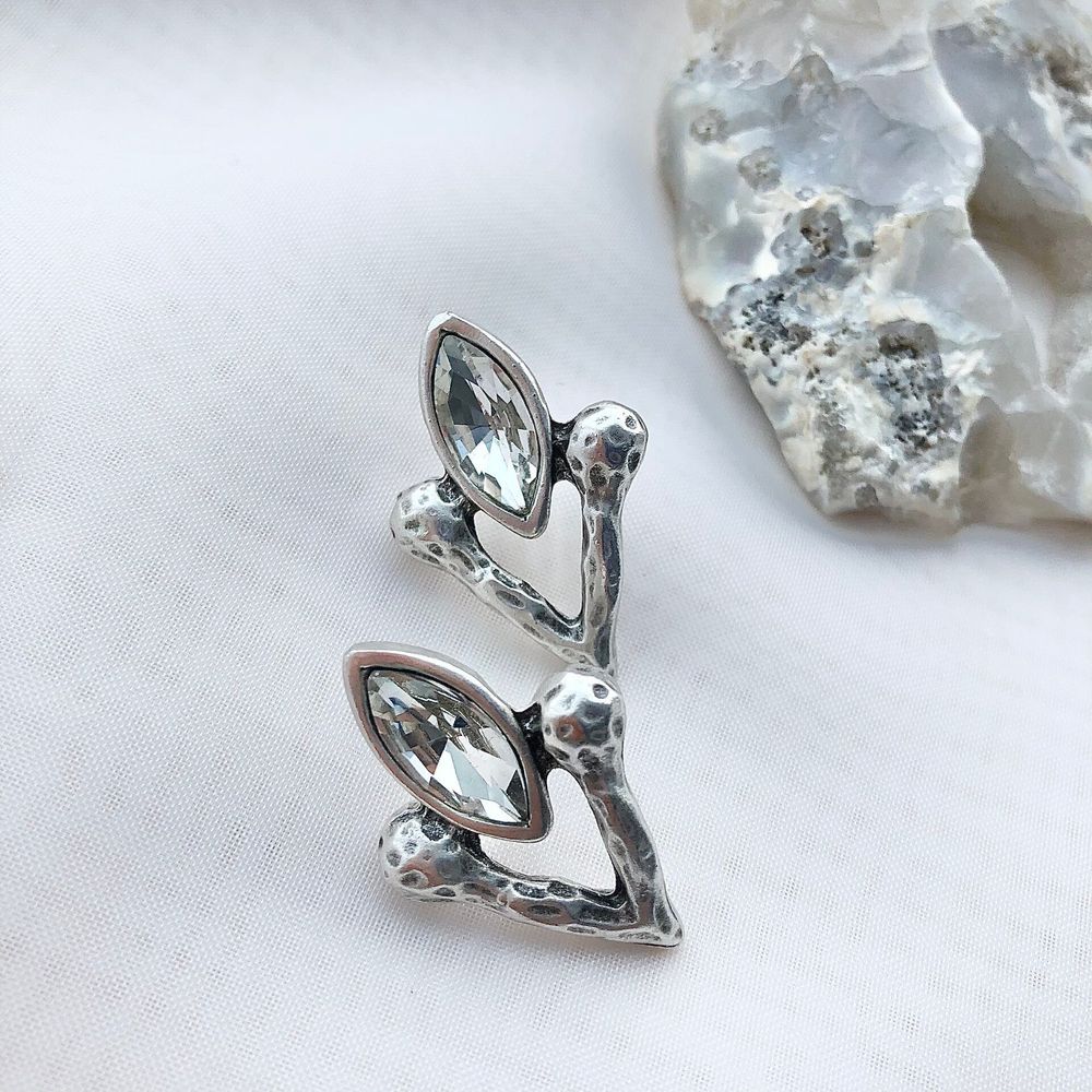 Серьги-ромбы белый кристалл Серьги-ромбы белый кристалл