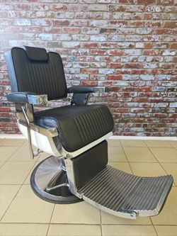 Кресло парикмахерское для барбершопа Томми