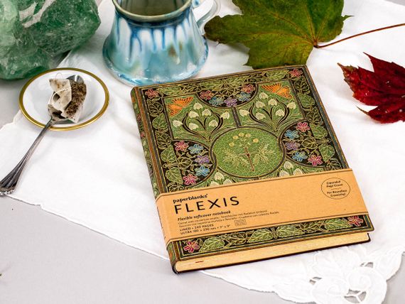 Poetry in Bloom / Poetry in Bloom / Grande / Sketch