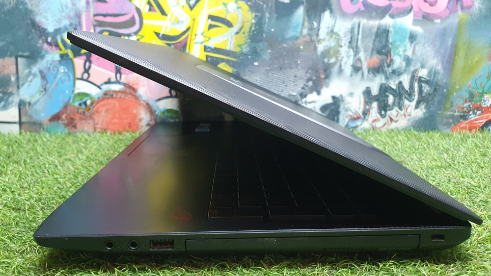 Ноутбук ASUS i5-6/8Gb/GTX 960M 2Gb/FHD/ROG GL552VW-CN866T [90nb09i1-m10940]/Windows 10