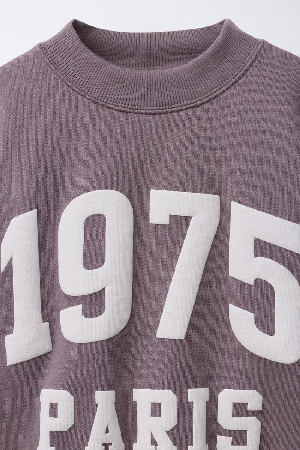 ZARA ТОЛСТОВКА С ТЕКСТОВЫМ ПРИНТОМ, РОЗОВАТЫЙ