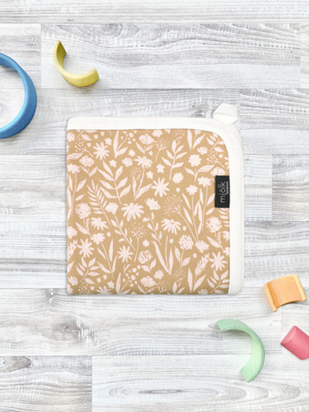 Двусторонний плед Mjölk Caramel Flowers