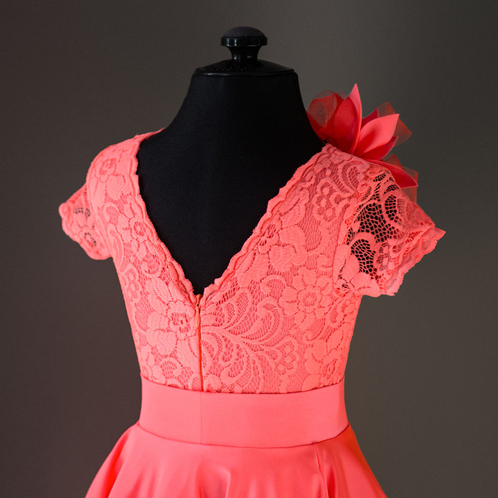 платья на турнир