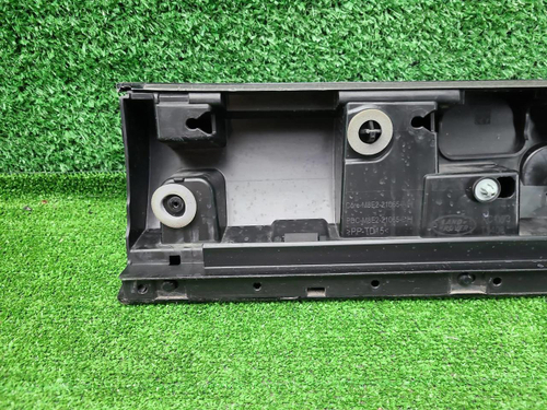 Накладка двери левая RR Vogue 5 L460 (21-нв)