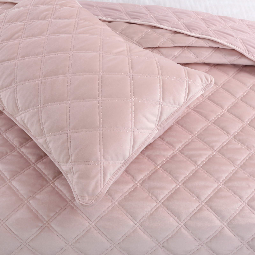 Покрывало 230x250 и 2 наволочки 50х70 Sofi De MarkO Офира светло-розовое