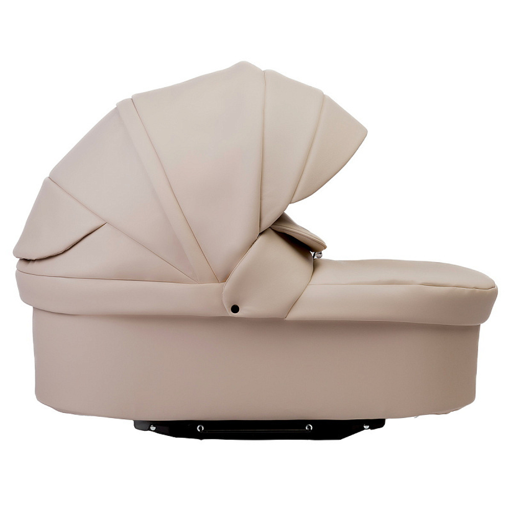 Детская коляска Indigo Barbara Eco Classic 2 в 1 Be02 св.бежевая кожа