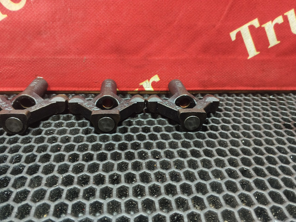 Комплект коромысел клапана