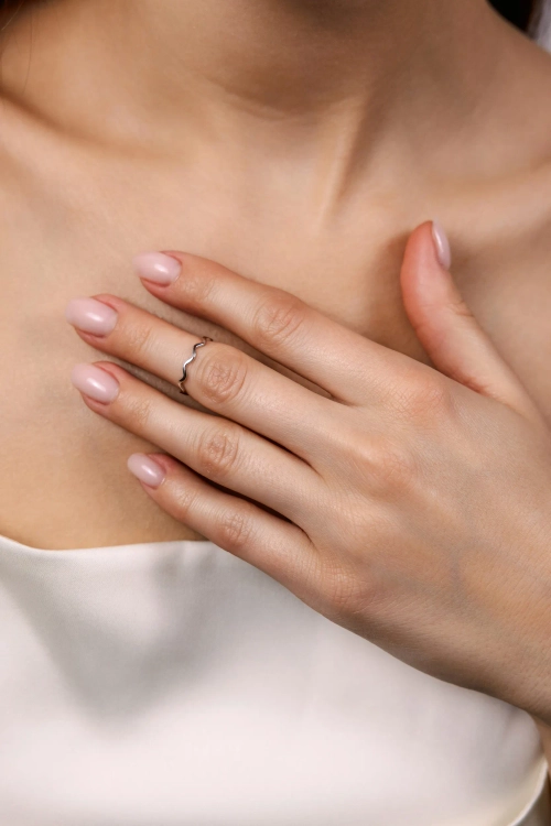 Фаланговое кольцо "Тонкая волна"