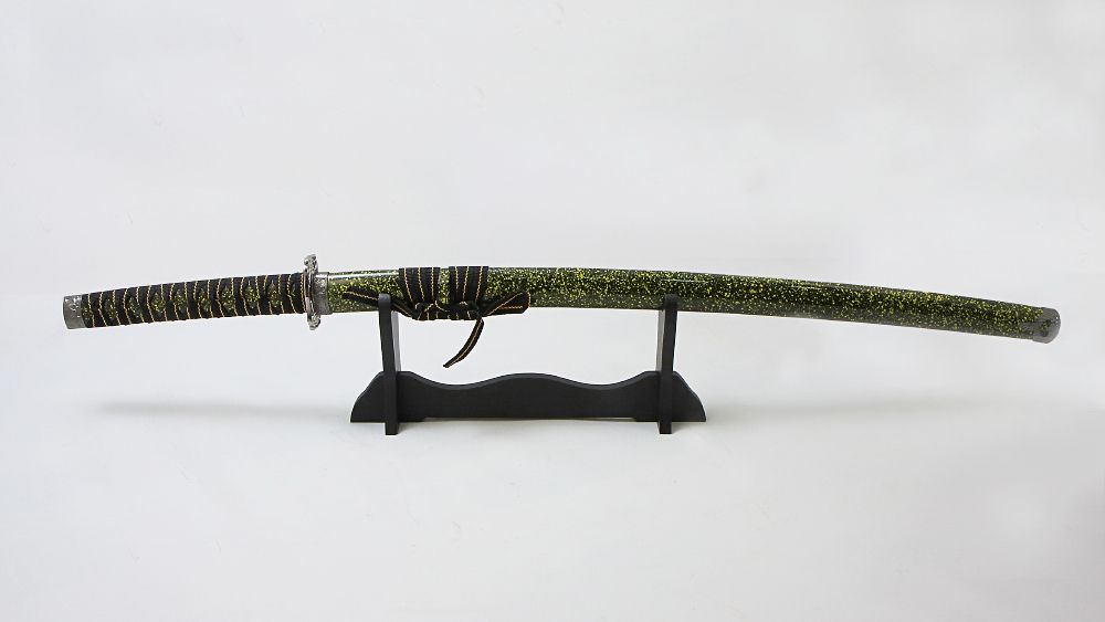 Armas Del Mundo Меч самурайский. Ножны черные с желтым крапом, цуба серебро