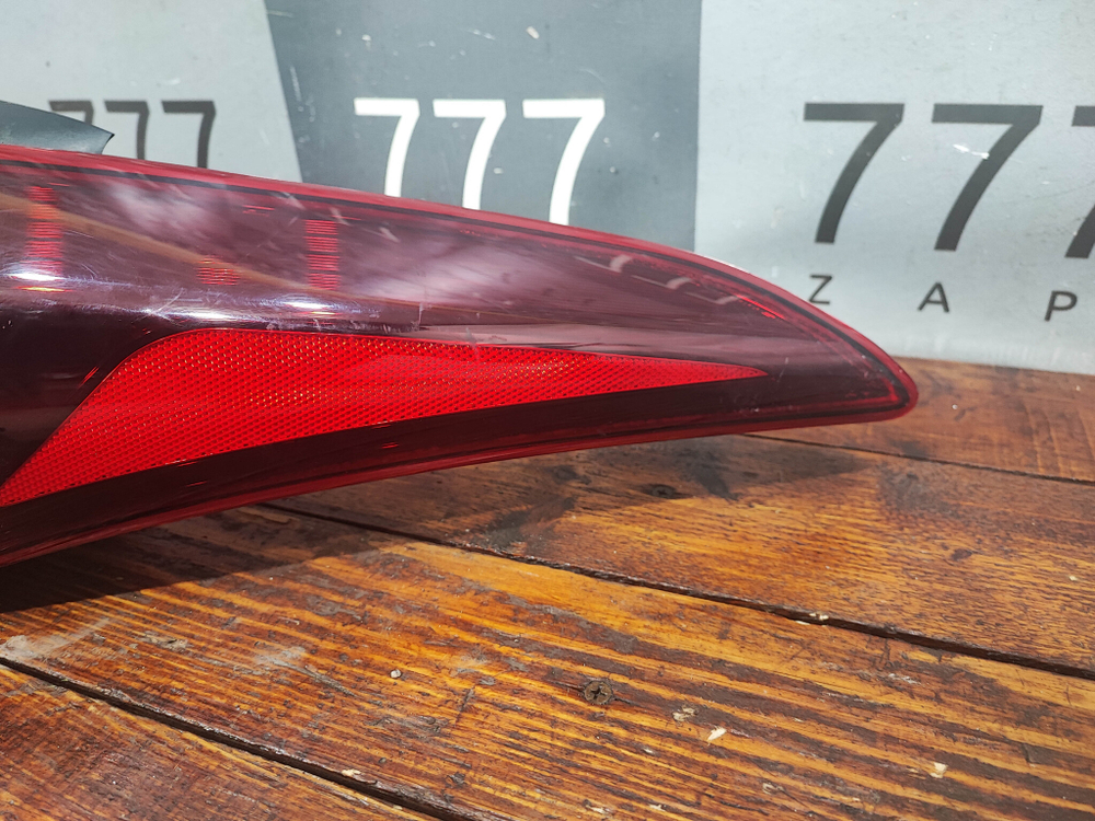 Фонарь задний правый Hyundai Elantra 5 (MD) 13-16 Б/У Оригинал 924023X200