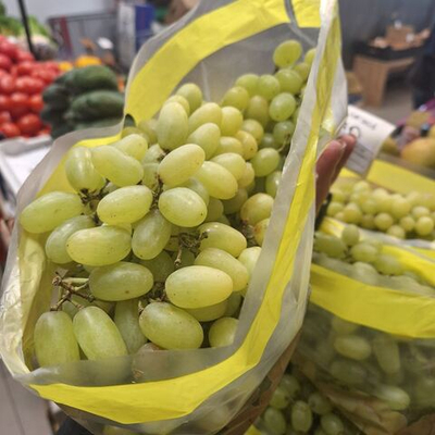 Виноград зелёный