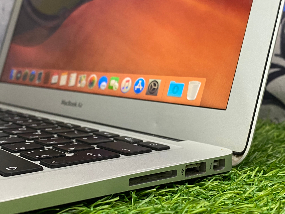 MacBook Air 13 2017 A1466