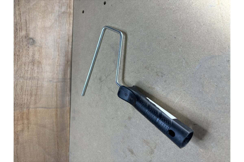 Ручка для валиков (180 мм; D 8 мм; оцинкованная) "СТАНДАРТ" Зубр 05682-18