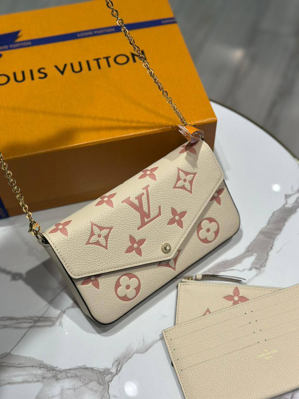 Сумка Louis Vuitton