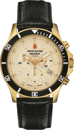 С ремешком Мужские наручные часы с черным кожаным ремешком Swiss Alpine Military 7022.9511 chronograph 42mm 10ATM